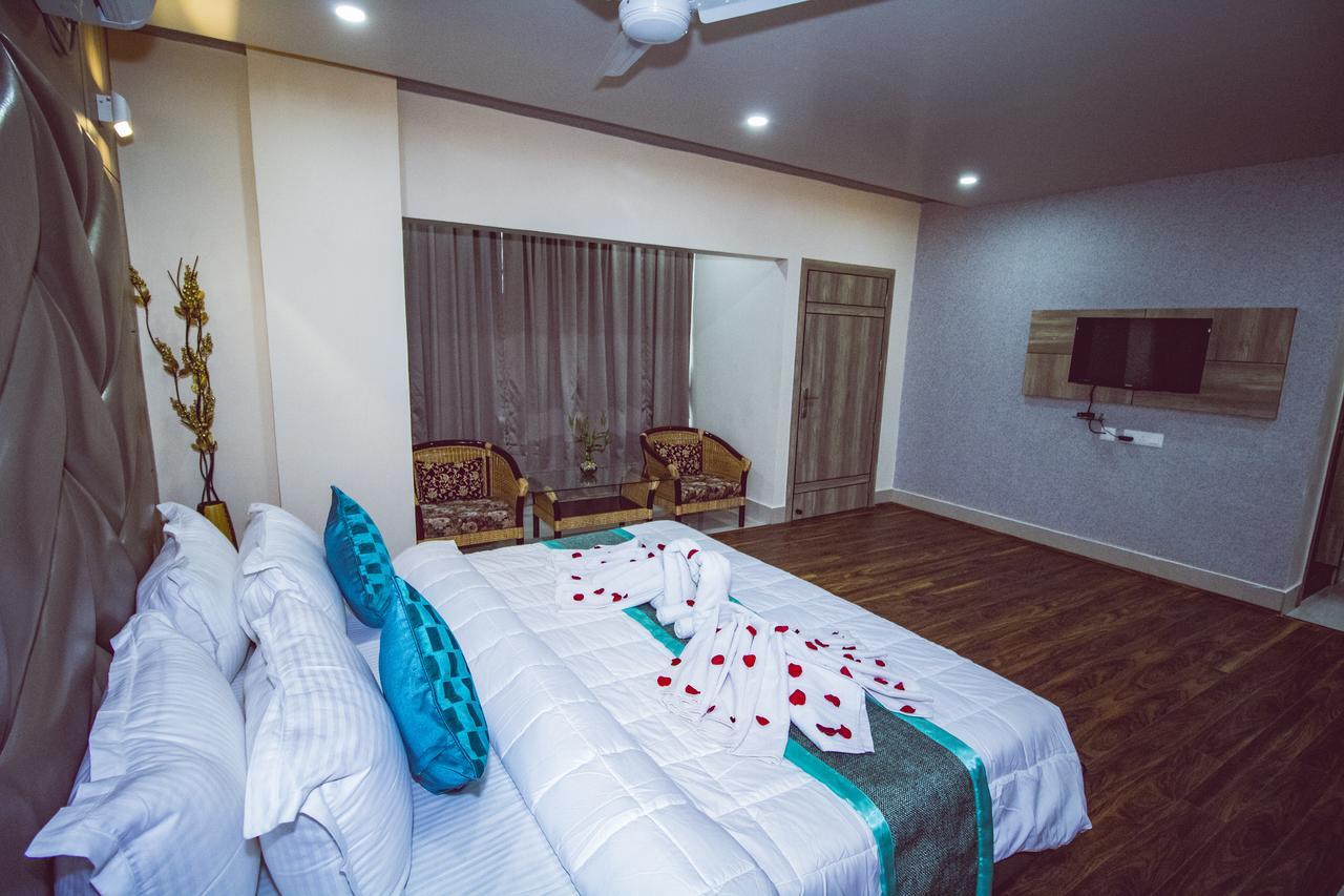 Hotel Welkin Residency Tezpur Exteriör bild