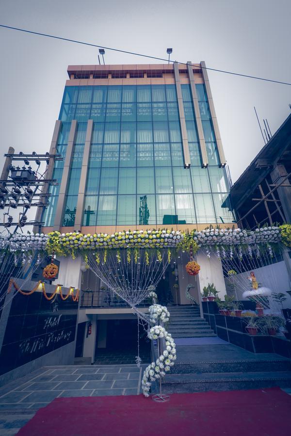 Hotel Welkin Residency Tezpur Exteriör bild