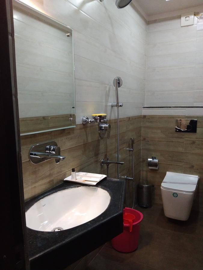 Hotel Welkin Residency Tezpur Exteriör bild
