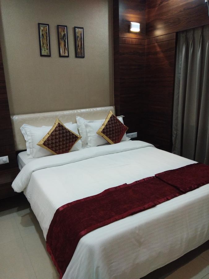 Hotel Welkin Residency Tezpur Exteriör bild