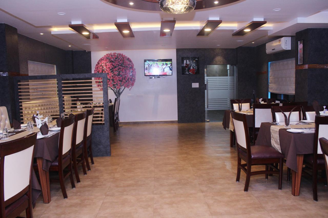 Hotel Welkin Residency Tezpur Exteriör bild